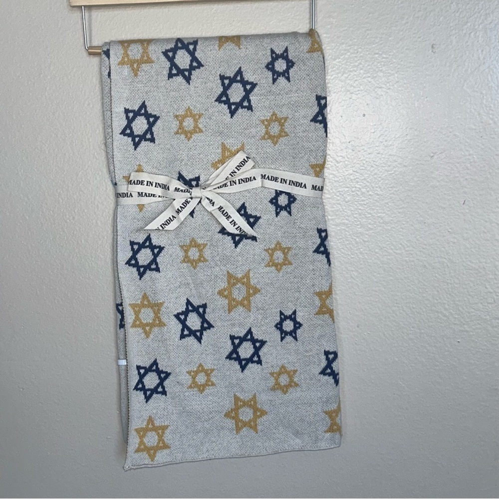 Baby Blanket & Bib gift set bundle for Hanukkah NWT - Picture 9 of 15